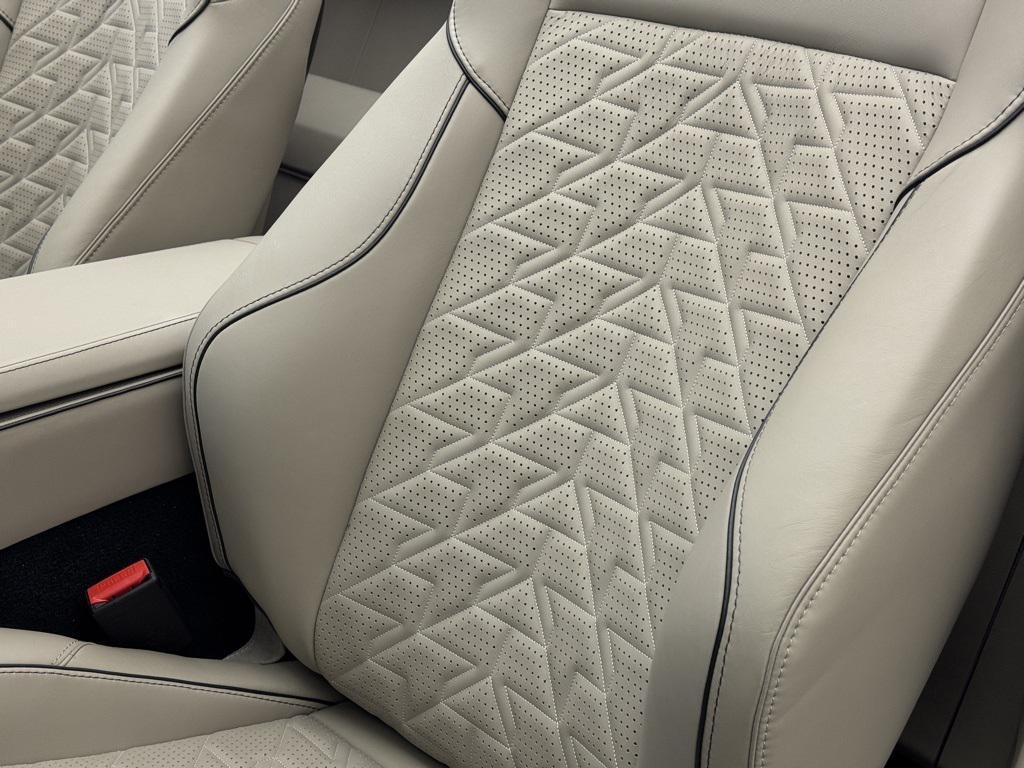 new 2026 Aston Martin Vanquish car, priced at $602,300