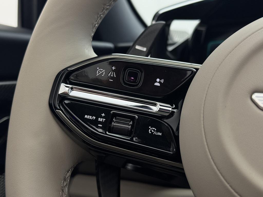 new 2026 Aston Martin Vanquish car, priced at $602,300