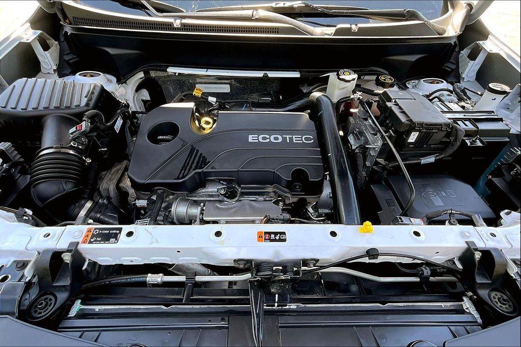 used 2022 Chevrolet Equinox car, priced at $23,595
