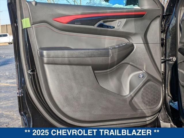 new 2025 Chevrolet TrailBlazer car, priced at $29,085