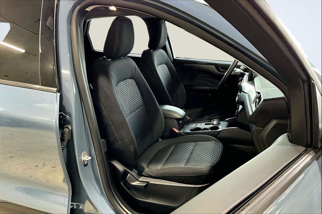 used 2025 Ford Escape car, priced at $24,995