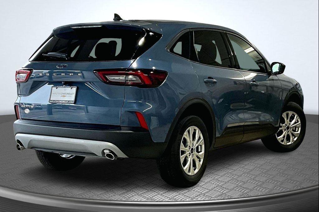 used 2025 Ford Escape car, priced at $24,995