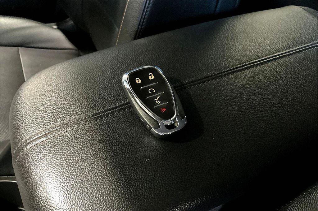 used 2019 Chevrolet Equinox car, priced at $18,995