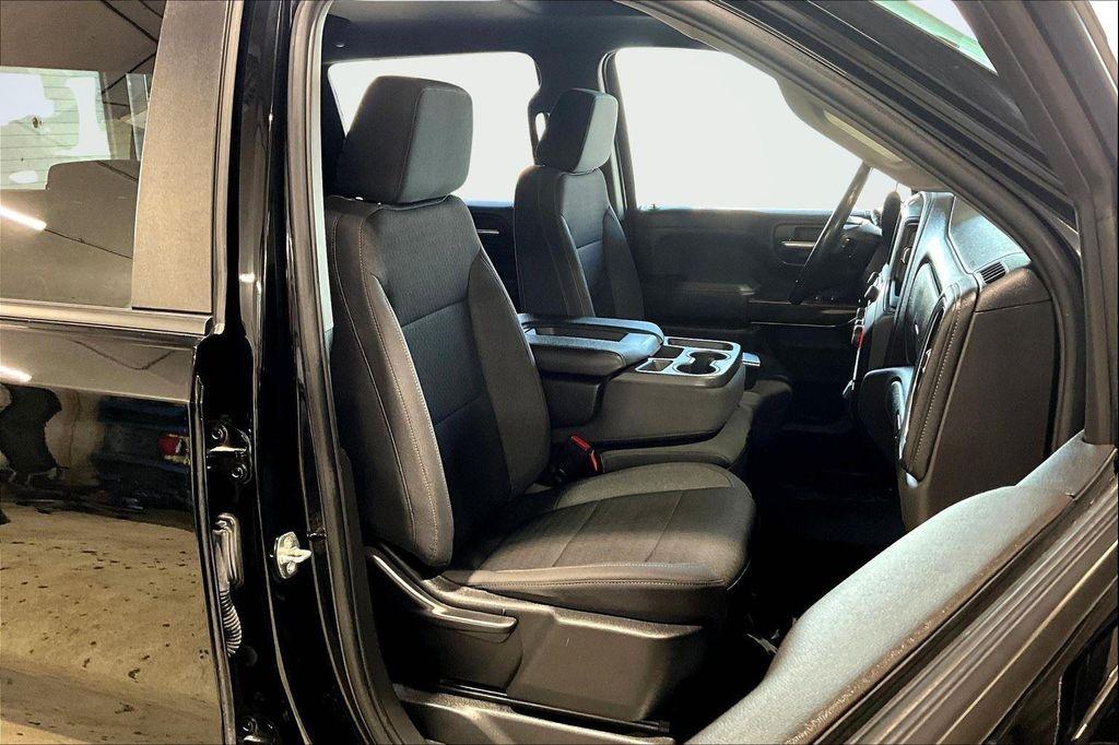used 2022 Chevrolet Silverado 1500 car, priced at $31,595