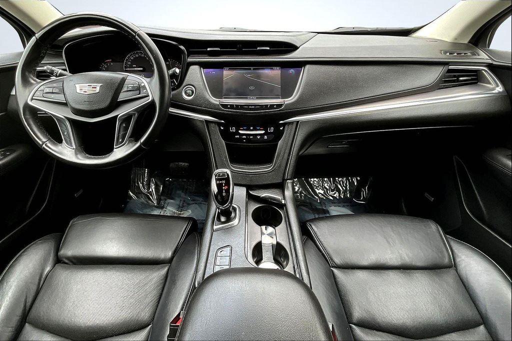 used 2017 Cadillac XT5 car, priced at $16,995