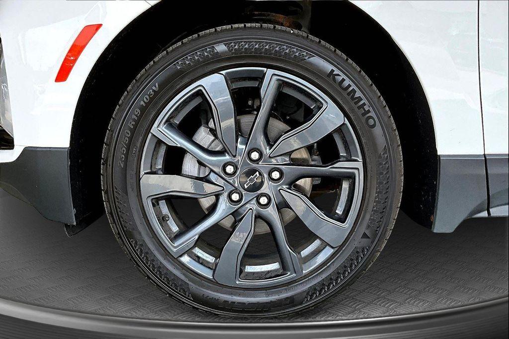 used 2024 Chevrolet Equinox car, priced at $23,995