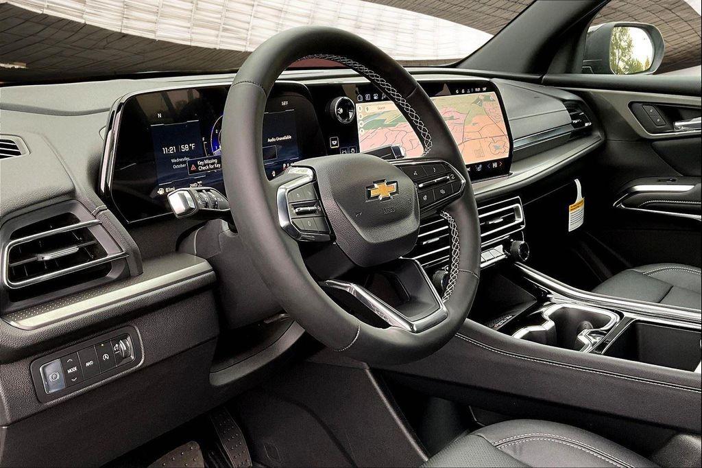 new 2026 Chevrolet Traverse car, priced at $44,470