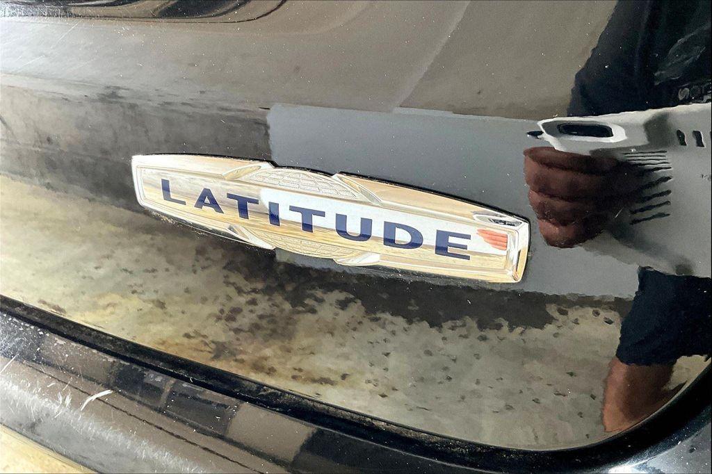 used 2024 Jeep Compass car, priced at $19,995