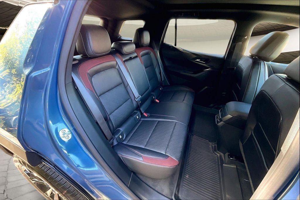 new 2026 Chevrolet Equinox car, priced at $36,692