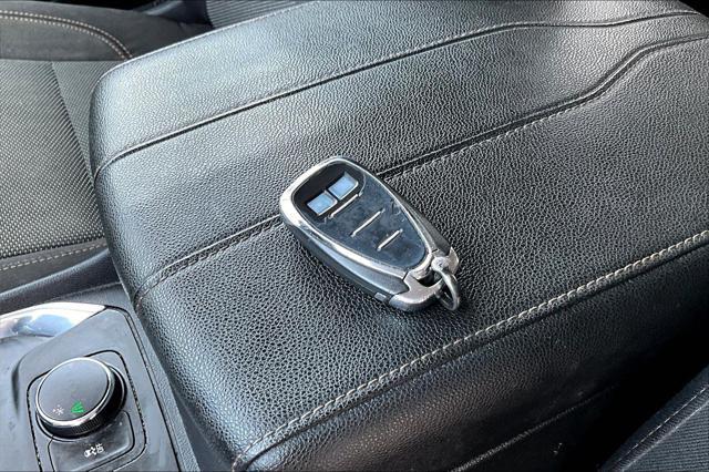 used 2018 Chevrolet Traverse car, priced at $14,995