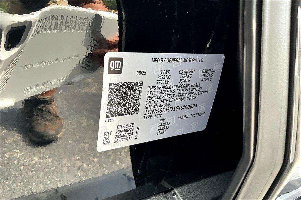 new 2025 Chevrolet Suburban car, priced at $81,585