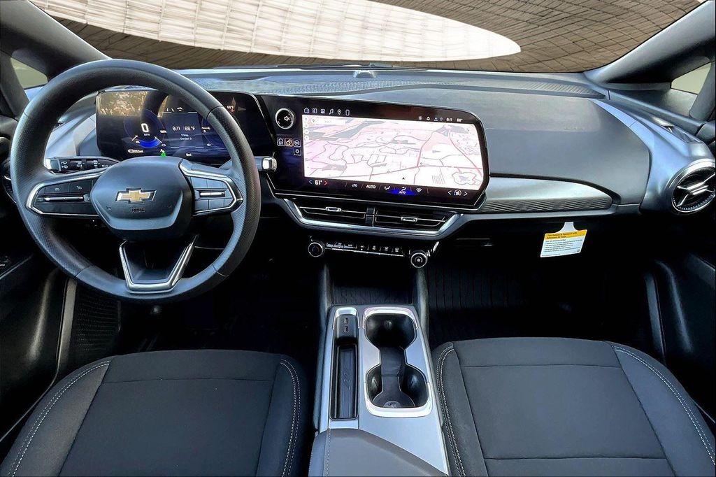 new 2026 Chevrolet Equinox EV car, priced at $33,618