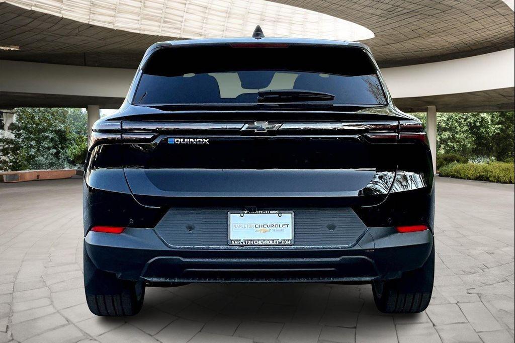 new 2026 Chevrolet Equinox EV car, priced at $33,618