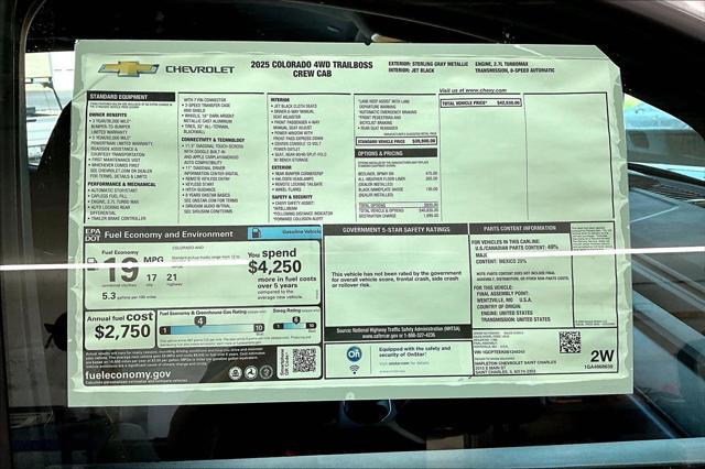 new 2025 Chevrolet Colorado car, priced at $39,979