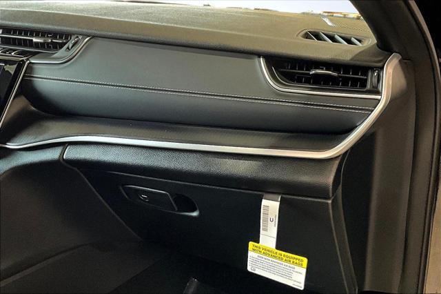 used 2024 Jeep Grand Cherokee car, priced at $33,995
