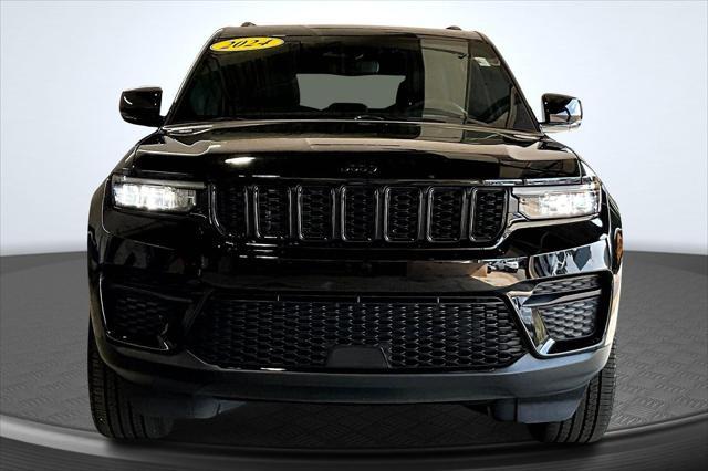 used 2024 Jeep Grand Cherokee car, priced at $33,995
