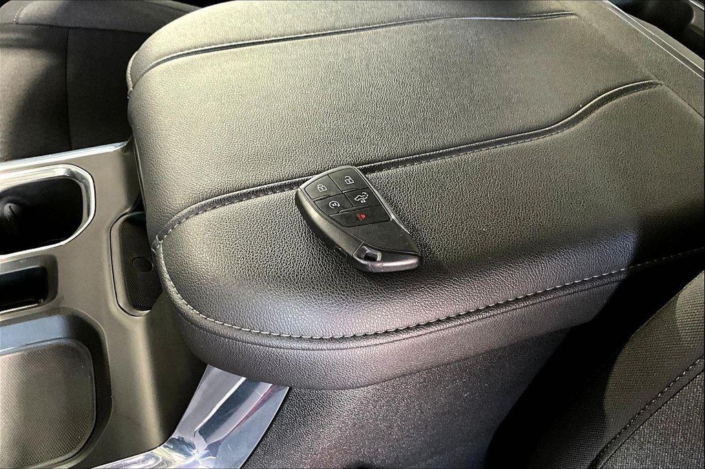 used 2023 Chevrolet Silverado 1500 car, priced at $41,995