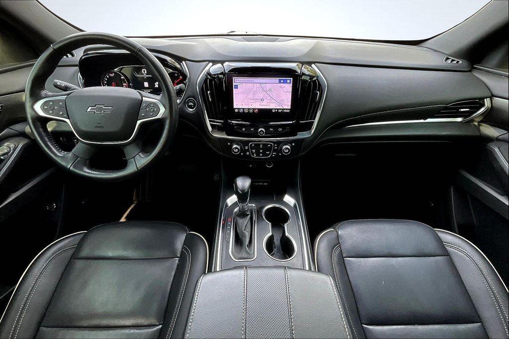 used 2022 Chevrolet Traverse car, priced at $35,295