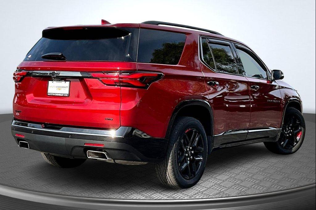 used 2022 Chevrolet Traverse car, priced at $35,295