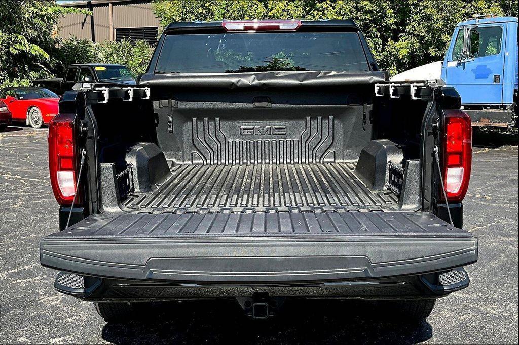 used 2023 GMC Sierra 1500 car, priced at $38,895