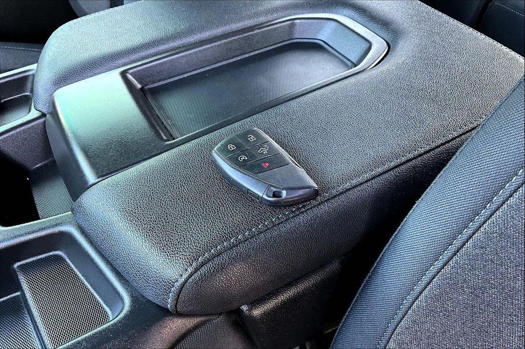 used 2023 GMC Sierra 1500 car, priced at $38,895