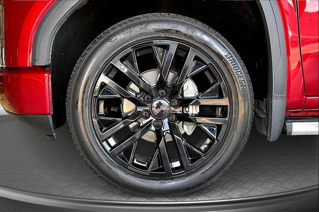 used 2022 GMC Sierra 1500 car, priced at $43,495