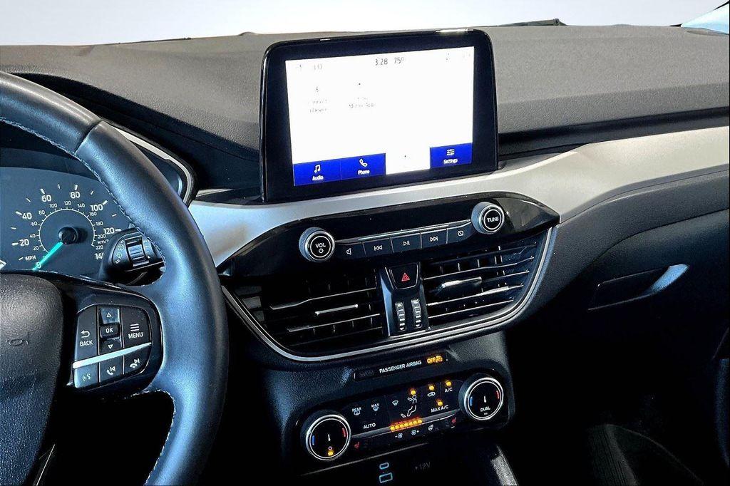 used 2022 Ford Escape car, priced at $17,495