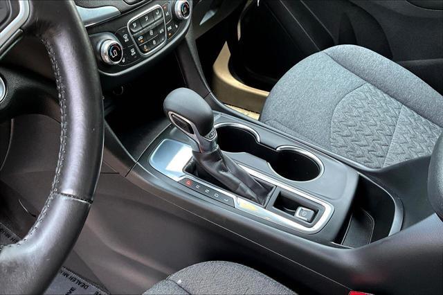 used 2022 Chevrolet Equinox car, priced at $22,995