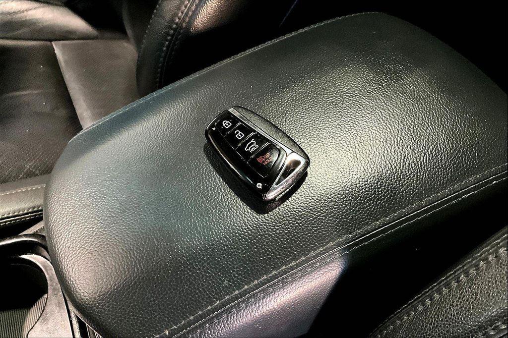 used 2015 Hyundai Santa Fe car, priced at $7,995