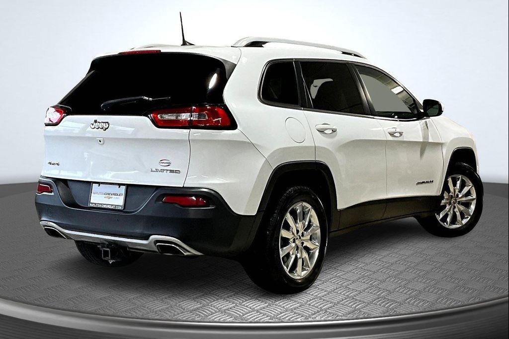 used 2017 Jeep Cherokee car, priced at $11,895