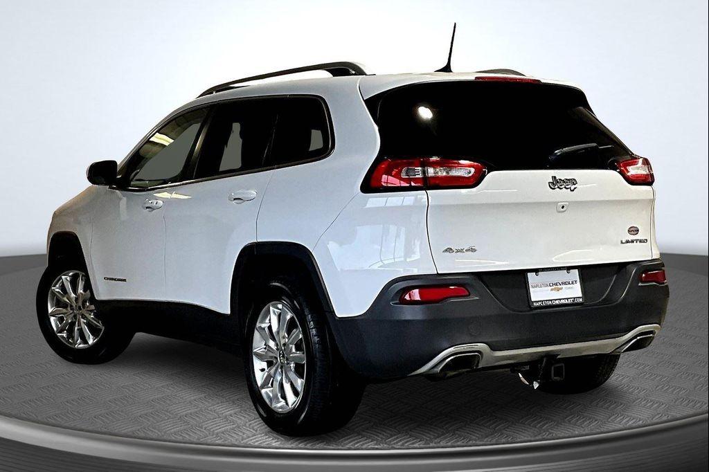 used 2017 Jeep Cherokee car, priced at $11,895
