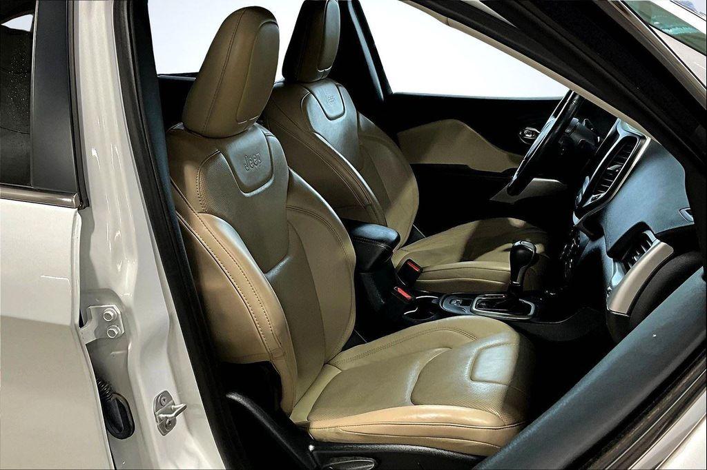 used 2017 Jeep Cherokee car, priced at $11,895