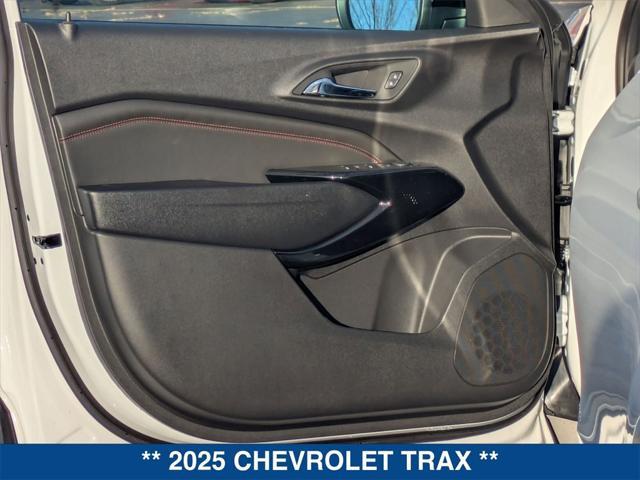 new 2025 Chevrolet Trax car, priced at $26,335