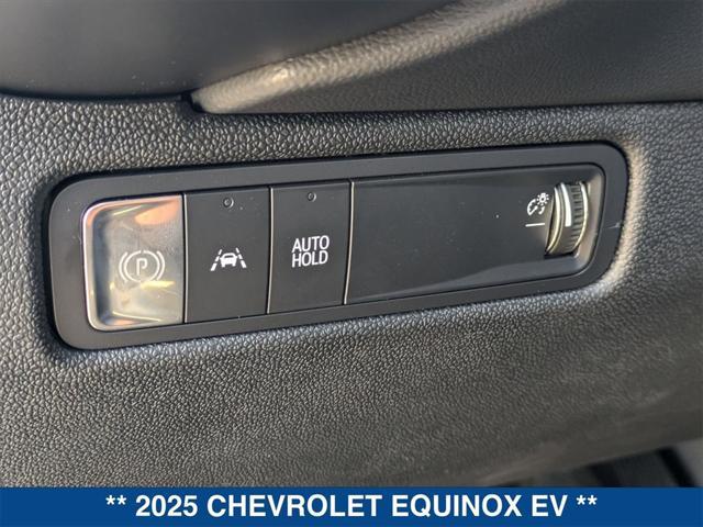 new 2025 Chevrolet Equinox car, priced at $34,995