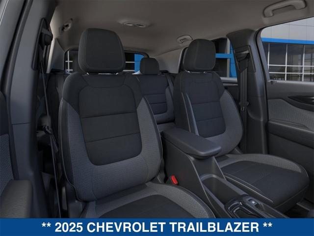 new 2025 Chevrolet TrailBlazer car, priced at $24,285