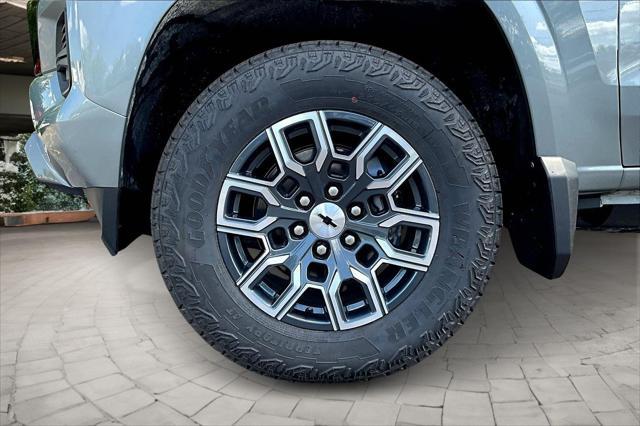 new 2025 Chevrolet Colorado car, priced at $43,107
