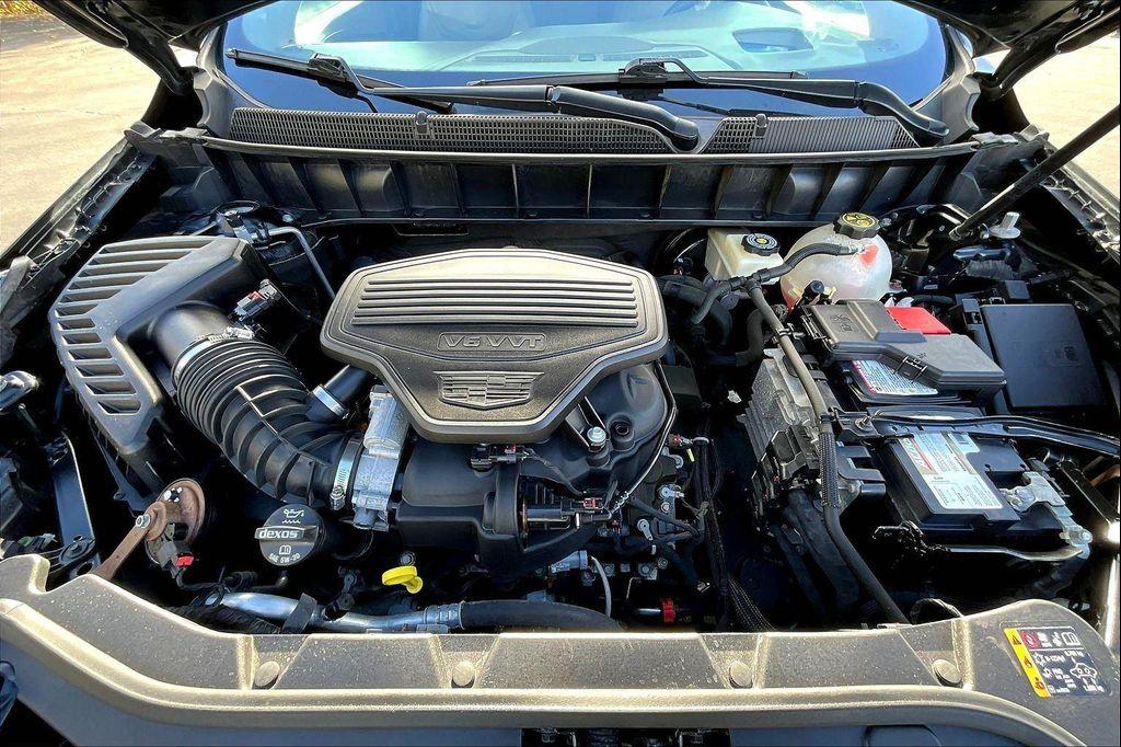 used 2018 Cadillac XT5 car, priced at $22,899