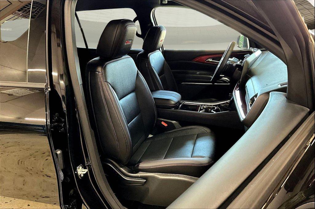 new 2026 Chevrolet Traverse car, priced at $53,937