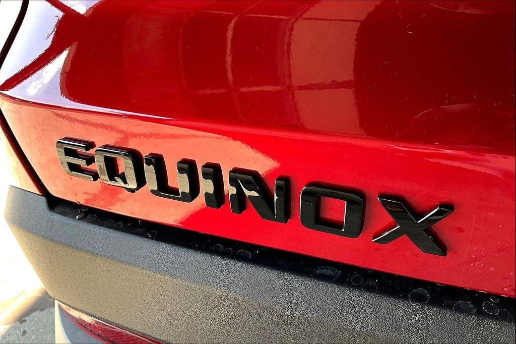 new 2026 Chevrolet Equinox car, priced at $30,605