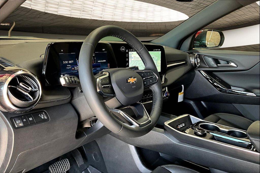 new 2026 Chevrolet Equinox car, priced at $30,605