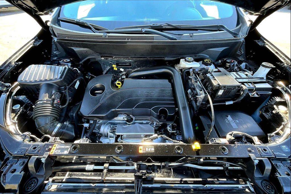 used 2024 Chevrolet Equinox car, priced at $21,995