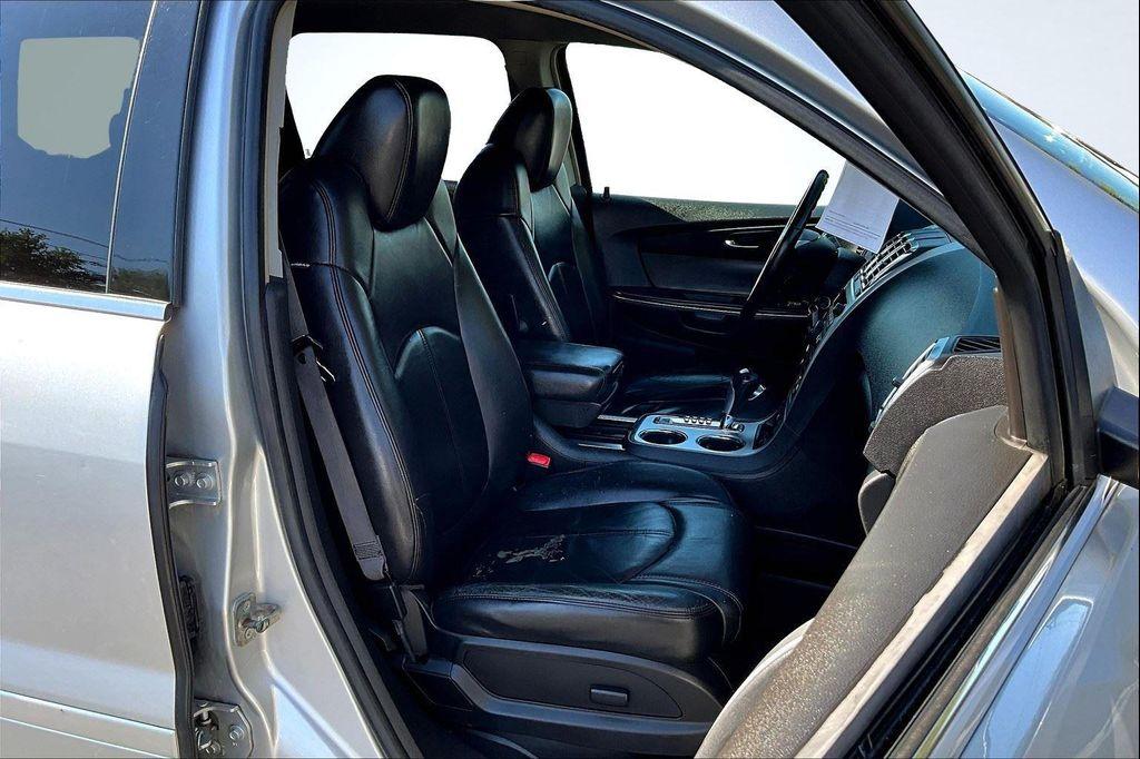 used 2009 GMC Acadia car, priced at $5,995