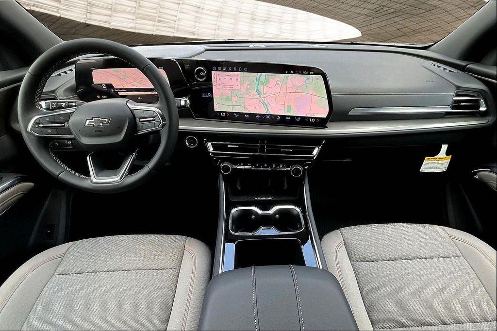new 2025 Chevrolet Traverse car, priced at $41,625