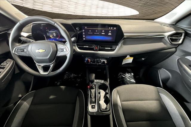new 2025 Chevrolet TrailBlazer car, priced at $24,638