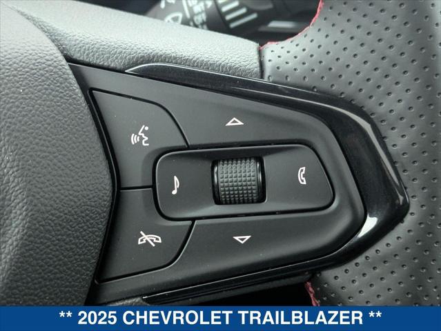 new 2025 Chevrolet TrailBlazer car, priced at $31,180