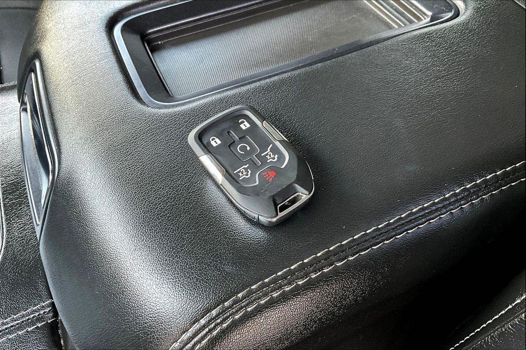 used 2019 GMC Yukon car