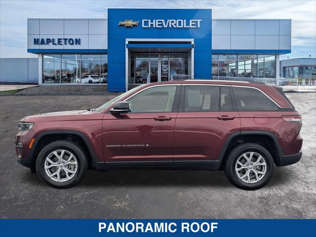 used 2022 Jeep Grand Cherokee car, priced at $29,295