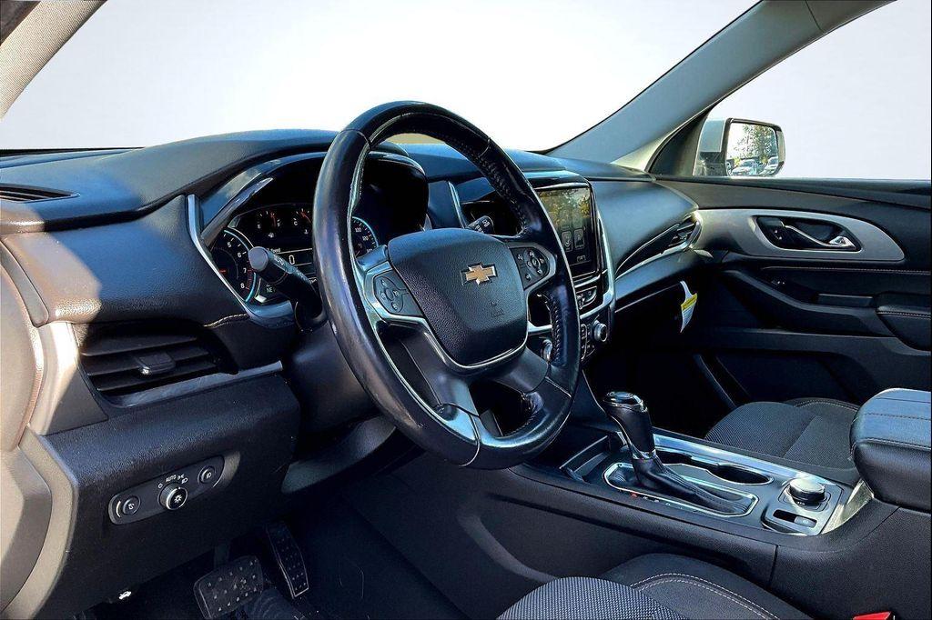 used 2018 Chevrolet Traverse car, priced at $13,995