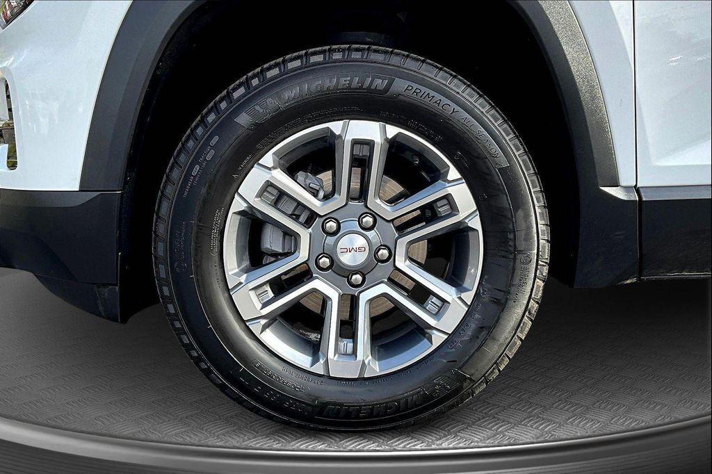 used 2025 GMC Terrain car, priced at $28,277