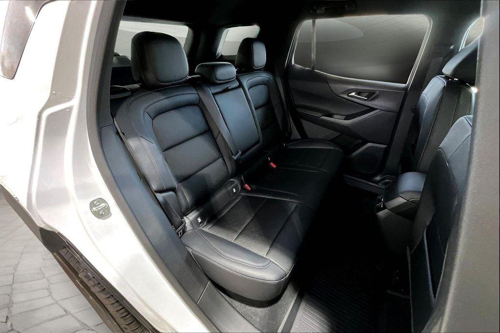 new 2026 Chevrolet Equinox car, priced at $31,590